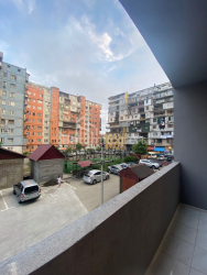 Բնակարան 45 մ² - ակադեմիկոս Մամիյա Կոմախիձե, Բաթումի, Վրաստан