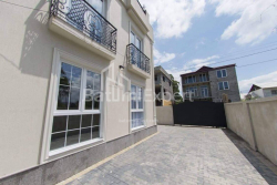 Առանձնատուն 170 մ² - օդանավակայանի մայրուղի, Batumi, Վրաստан