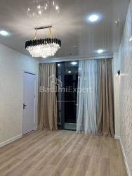 Բնակարան 55 մ² - Հերոսների ծառուղի, Բաթումի, Վրաստан