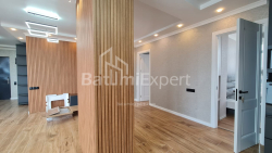 Բնակարան 4-комн 101 m² - Վաժա-Փշավելա, Batumi