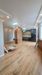 Բնակարան 4-комн 101 m² - Վաժա-Փշավելա, Batumi