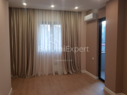 Բնակարան 4-комн 100 m² - Զուրաբա Գորգիլաձե, Batumi