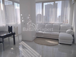 Բնակարան 3-комн 75.6 m² - Նիկո Փիրոսմանի, Batumi