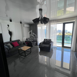 Բնակարան 2-комн 57 m² - Լեխ և Մարիա Կաչինսկիներ, Batumi