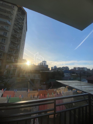 Բնակարան 100 մ² - Էքվթիմե Թակաիշվիլի, Բաթումի, Վրաստан