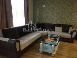 Բնակարան 80 մ² - Շերիֆ Խիմշիաշվիլի, Բաթումի, Վրաստан