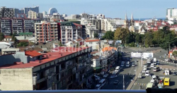 Բնակարան 87 մ² - Իլյա Ճավճավաձե, Բաթումի, Վրաստан