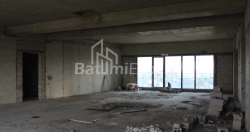 Բնակարան 172.2 մ² - Լեխ և Մարիա Կաչինսկիներ, Բաթումի, Վրաստан