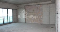 Բնակարան 1-комн 75.6 m² - Լեխ և Մարիա Կաչինսկիներ, Batumi