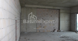 Բնակարան 75.75 մ² - Լեխ և Մարիա Կաչինսկիներ, Բաթումի, Վրաստан
